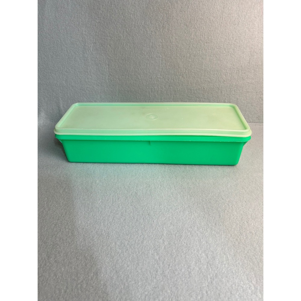 Tupperware Celery Keeper Jadeite Large Vintage 1327-4 Crisper Storage Container